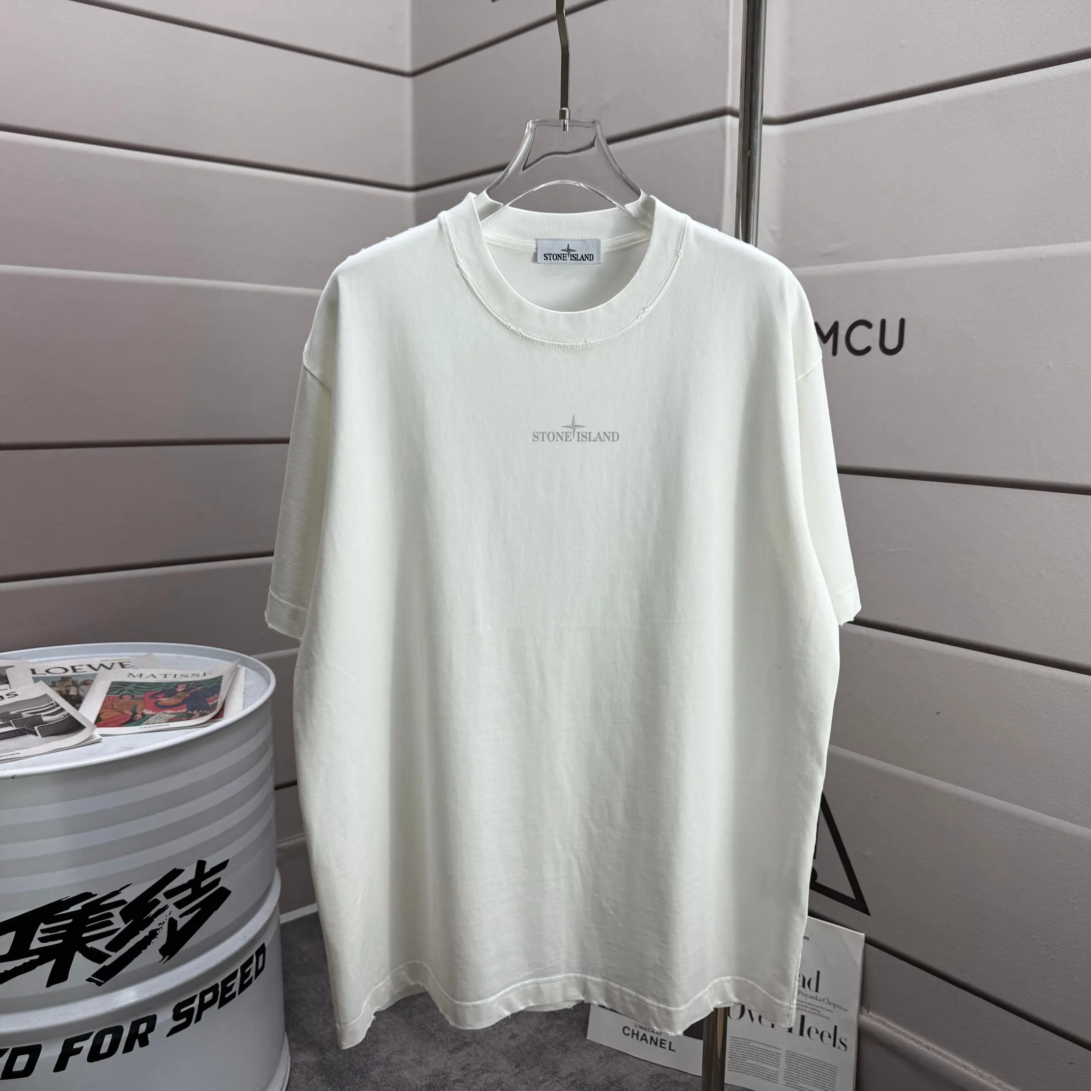P160 Ston* islan* 石*岛 2025 autumn and winter new style Washed and worn 320g round neck short-sleeved tee Unisex loose version Color: Washed black Washed white Washed gray Brown Size: S M L XL XXL Size: S (90-130 pounds) M (120-150 pounds) L (140-165 pounds) (160-180 catties) XXL (180-210 catties)